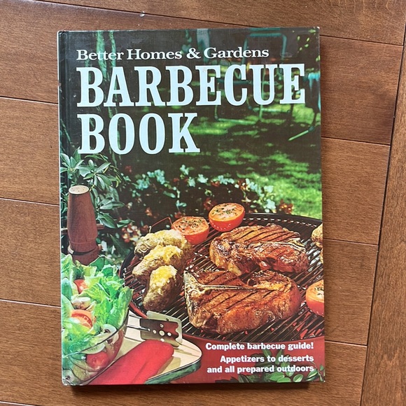 Vintage 1972 Collection of Better Homes and Gardens Cookbooks - Picture 6 of 7